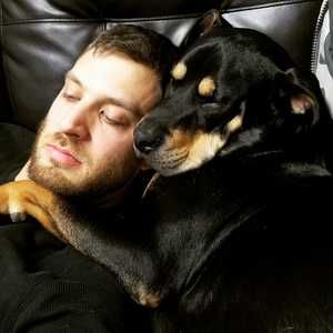 Meet your Posher, Derek